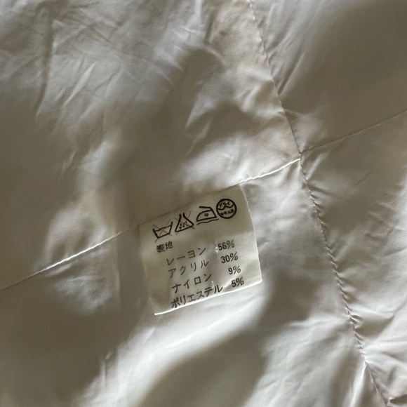 White Woman's Summer Suit 2 pcs (Shot-sleeve Blazer & Skirt) - Picture 12 of 16